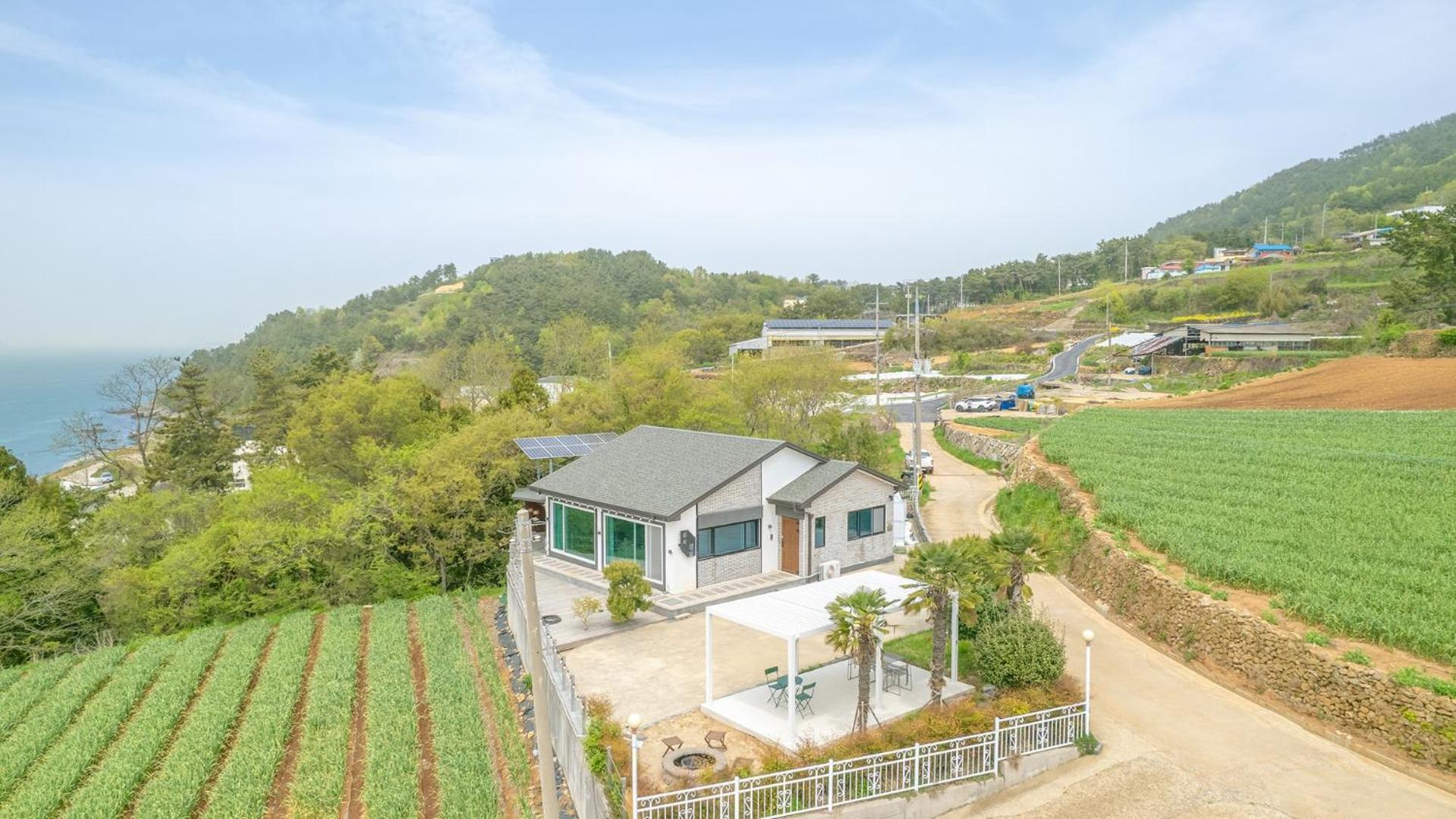 Namhae Mansion Morak Hotel Exterior photo